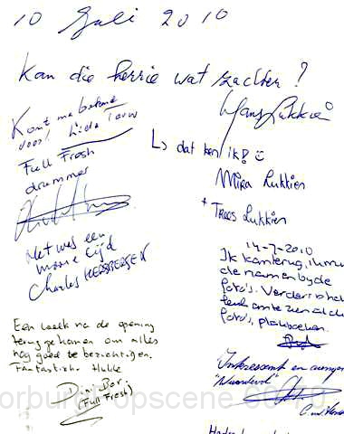 Gastenboek Tentoonstelling Bands en Beatmuziek pagina 01b.jpg